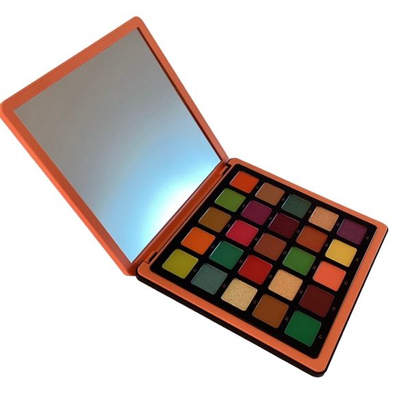 Anastasia Beverly Hills NORVINA Pro Pigment Palette 3 Eyeshadow Face & Body NIB - Picture 4 of 5